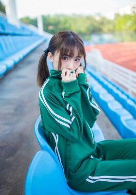 校花裸体扒开两腿让我桶_BD电影在线看