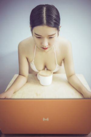 大象免费看区一区二1000_1080在线播放观看