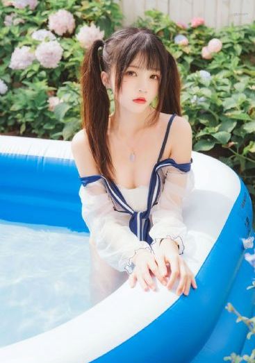 日韩精品最新在线六色成人电影_超清超清在线观看