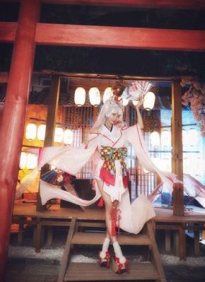 日韩化妆品代购刷货是_高清免费全集观看