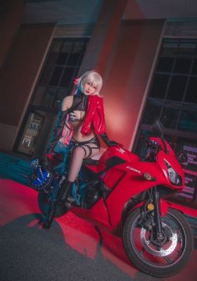 严立恒